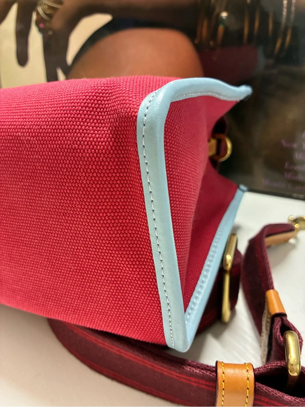 Coach tote 22